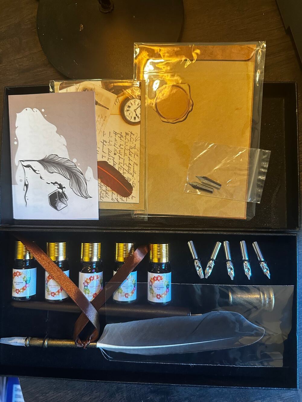 NEW FEATHER QUILL INK PEN SET